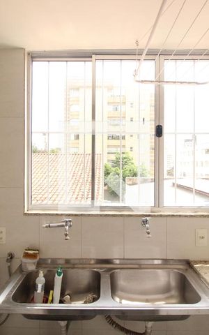 Apartamento à venda com 88m², 3 quartos e 1 vagaÁrea de serviço