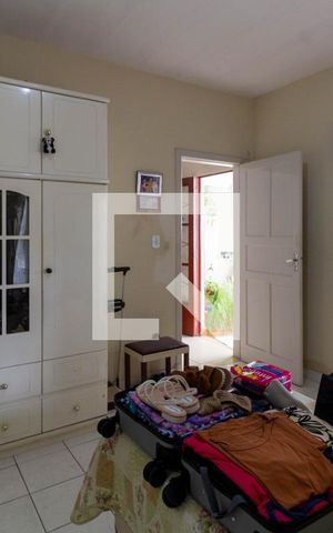 Casa à venda com 280m², 4 quartos e 2 vagasCasa 2 - Quarto 1