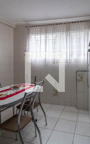 Casa à venda com 280m², 4 quartos e 2 vagasCasa 2 - Cozinha
