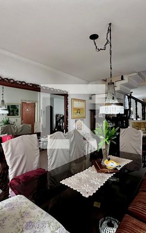 Casa para alugar com 187m², 3 quartos e 3 vagas Casa para alugar com 187m², 3 quartos e 3 vagasSala