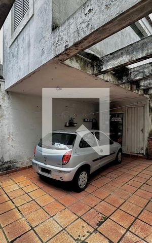 Casa para alugar com 187m², 3 quartos e 3 vagas Casa para alugar com 187m², 3 quartos e 3 vagasQuintal/Garagem Fundos