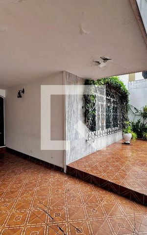 Casa para alugar com 187m², 3 quartos e 3 vagas Casa para alugar com 187m², 3 quartos e 3 vagasGaragem