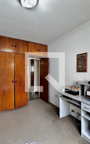 Casa para alugar com 187m², 3 quartos e 3 vagas Casa para alugar com 187m², 3 quartos e 3 vagasQuarto 2