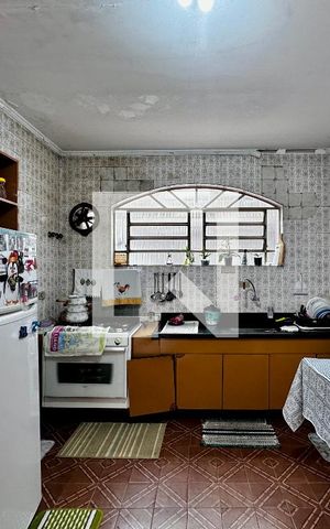 Casa para alugar com 187m², 3 quartos e 3 vagas Casa para alugar com 187m², 3 quartos e 3 vagasCozinha