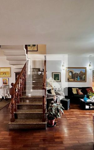 Casa para alugar com 187m², 3 quartos e 3 vagas Casa para alugar com 187m², 3 quartos e 3 vagasSala