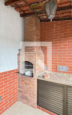 Apartamento à venda com 140m², 2 quartos e 2 vagasChurrasqueira