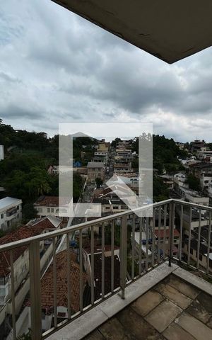 Apartamento à venda com 140m², 2 quartos e 2 vagasVista da varanda da sala