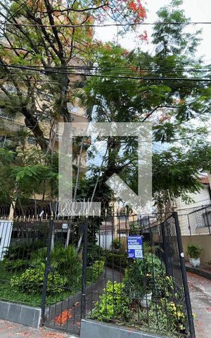 Apartamento à venda com 140m², 2 quartos e 2 vagasFachada + plaquinha