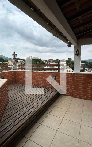 Apartamento à venda com 140m², 2 quartos e 2 vagasPiscina