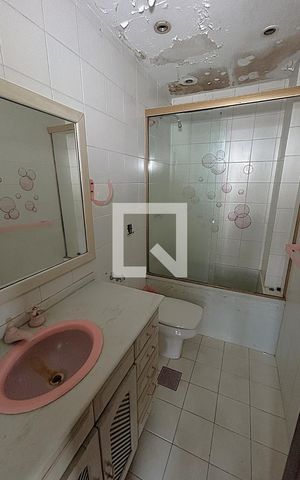 Apartamento à venda com 140m², 2 quartos e 2 vagasBanheiro