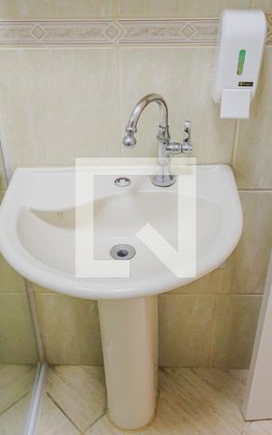 Apartamento à venda com 78m², 2 quartos e sem vagaBanheiro