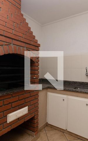 Casa à venda com 320m², 3 quartos e 5 vagas Casa à venda com 320m², 3 quartos e 5 vagasChurrasqueira