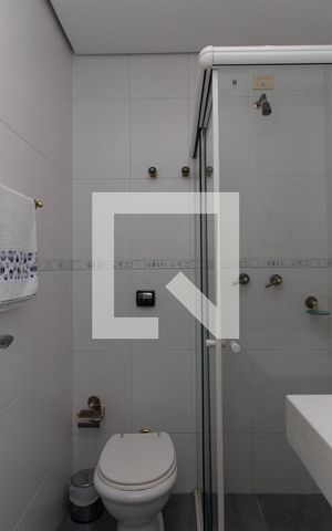 Casa à venda com 320m², 3 quartos e 5 vagas Casa à venda com 320m², 3 quartos e 5 vagasBanheiro da Suíte 1