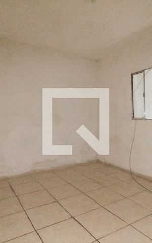 Casa para alugar com 45m², 1 quarto e sem vaga Casa para alugar com 45m², 1 quarto e sem vagaQuarto