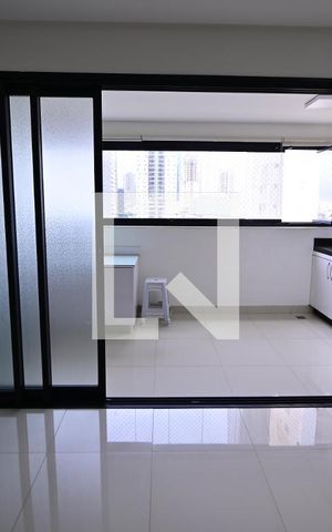 Apartamento à venda com 123m², 3 quartos e 2 vagas Apartamento à venda com 123m², 3 quartos e 2 vagasSala