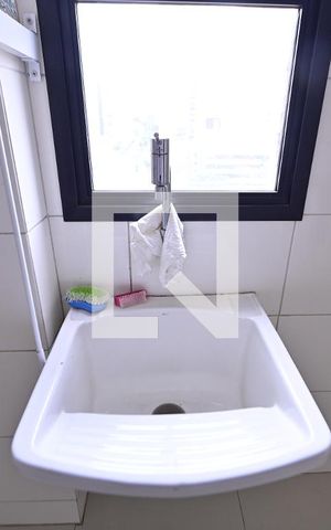 Apartamento à venda com 123m², 3 quartos e 2 vagas Apartamento à venda com 123m², 3 quartos e 2 vagasÁrea de Serviço