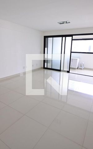 Apartamento à venda com 123m², 3 quartos e 2 vagas Apartamento à venda com 123m², 3 quartos e 2 vagasSala