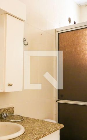 Casa à venda com 280m², 2 quartos e 1 vaga Casa à venda com 280m², 2 quartos e 1 vagaBanheiro Suite 2