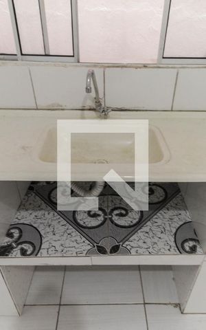 Casa para alugar com 45m², 1 quarto e sem vaga Casa para alugar com 45m², 1 quarto e sem vagaCozinha