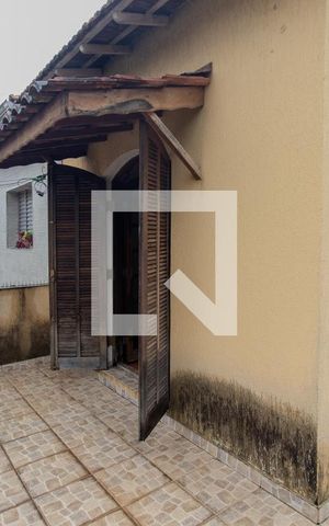 Casa para alugar com 150m², 3 quartos e 2 vagas Casa para alugar com 150m², 3 quartos e 2 vagasVaranda