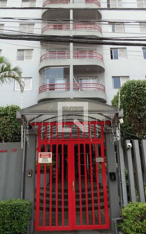 Apartamento à venda com 186m², 3 quartos e 3 vagas Apartamento à venda com 186m², 3 quartos e 3 vagasFachada e portaria