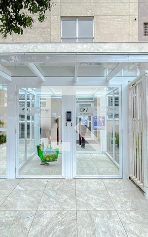 Apartamento à venda com 57m², 2 quartos e 1 vagaFachada