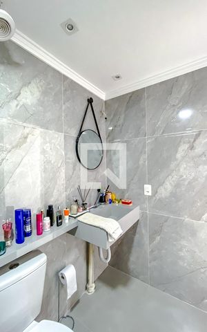 Apartamento à venda com 57m², 2 quartos e 1 vagaBanheiro da Suíte