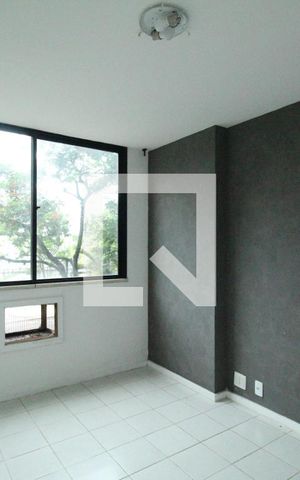 Apartamento para alugar com 85m², 3 quartos e 1 vagaSuíte