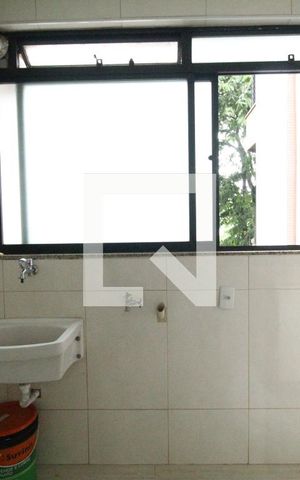 Apartamento para alugar com 85m², 3 quartos e 1 vagaÁrea de serviço