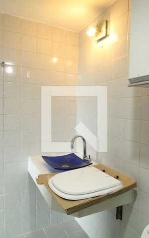Apartamento para alugar com 85m², 3 quartos e 1 vagaBanheiro da suíte