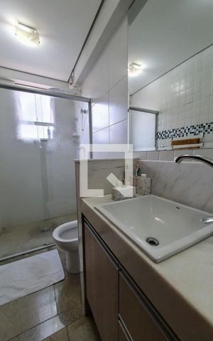 Apartamento à venda com 223m², 4 quartos e 3 vagas Apartamento à venda com 223m², 4 quartos e 3 vagasBanheiro