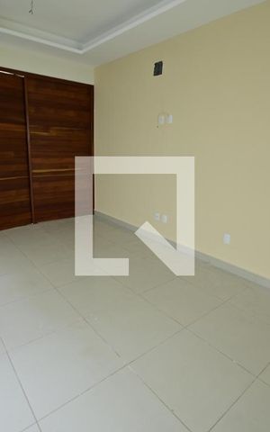 Casa para alugar com 120m², 3 quartos e 1 vaga Casa para alugar com 120m², 3 quartos e 1 vagaSala