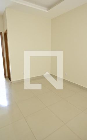 Casa para alugar com 120m², 3 quartos e 1 vaga Casa para alugar com 120m², 3 quartos e 1 vagaQuarto