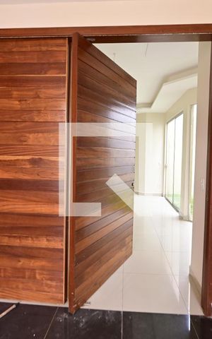 Casa para alugar com 120m², 3 quartos e 1 vaga Casa para alugar com 120m², 3 quartos e 1 vagaEntrada
