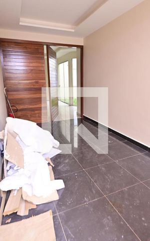 Casa para alugar com 120m², 3 quartos e 1 vaga Casa para alugar com 120m², 3 quartos e 1 vagaEntrada