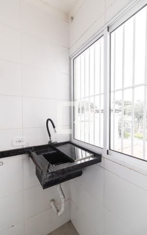 Apartamento para alugar com 42m², 2 quartos e 1 vagaÁrea de Serviço