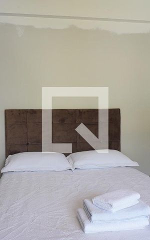 Casa de condomínio para alugar com 1000m², 3 quartos e 4 vagasSuíte 2