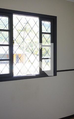 Casa de condomínio para alugar com 1000m², 3 quartos e 4 vagasEscritório