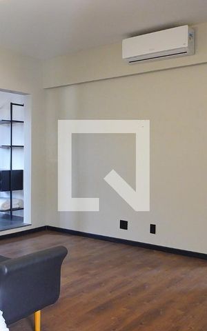 Casa de condomínio para alugar com 1000m², 3 quartos e 4 vagasSuíte 1