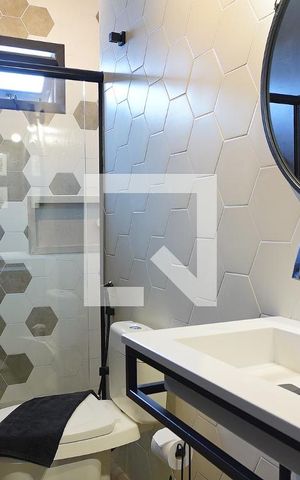 Casa de condomínio para alugar com 1000m², 3 quartos e 4 vagasBanheiro Suíte 3