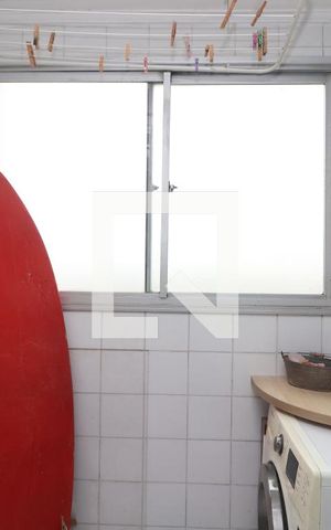 Apartamento à venda com 65m², 2 quartos e 1 vagaÁrea de Serviço