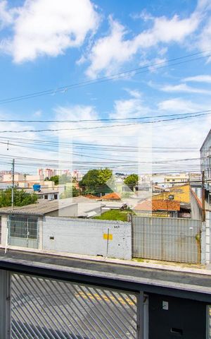 Casa à venda com 260m², 3 quartos e 5 vagas Casa à venda com 260m², 3 quartos e 5 vagasVista da varanda