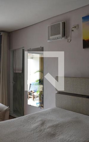 Casa à venda com 100m², 3 quartos e 3 vagasQuarto Suíte