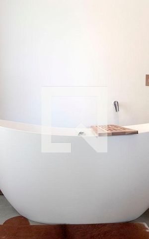 Apartamento à venda com 69m², 1 quarto e 2 vagasDetalhe Banheira