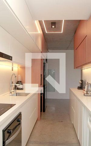 Apartamento à venda com 69m², 1 quarto e 2 vagasCozinha + Área de Serviço