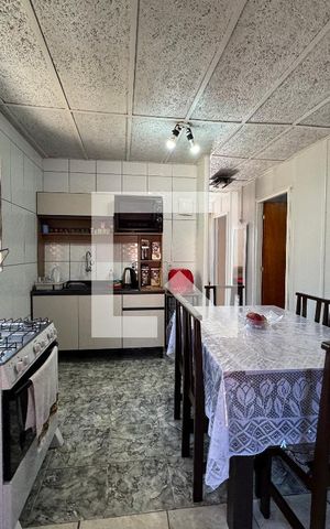 Casa à venda com 80m², 2 quartos e 1 vaga Casa à venda com 80m², 2 quartos e 1 vagaCozinha