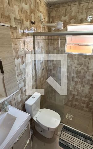 Casa à venda com 80m², 2 quartos e 1 vaga Casa à venda com 80m², 2 quartos e 1 vagaBanheiro