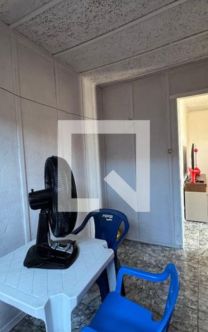 Casa à venda com 80m², 2 quartos e 1 vaga Casa à venda com 80m², 2 quartos e 1 vagaQuarto