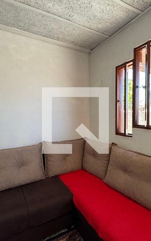Casa à venda com 80m², 2 quartos e 1 vaga Casa à venda com 80m², 2 quartos e 1 vagaSala