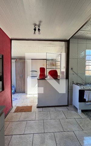 Casa à venda com 80m², 2 quartos e 1 vaga Casa à venda com 80m², 2 quartos e 1 vagaCozinha